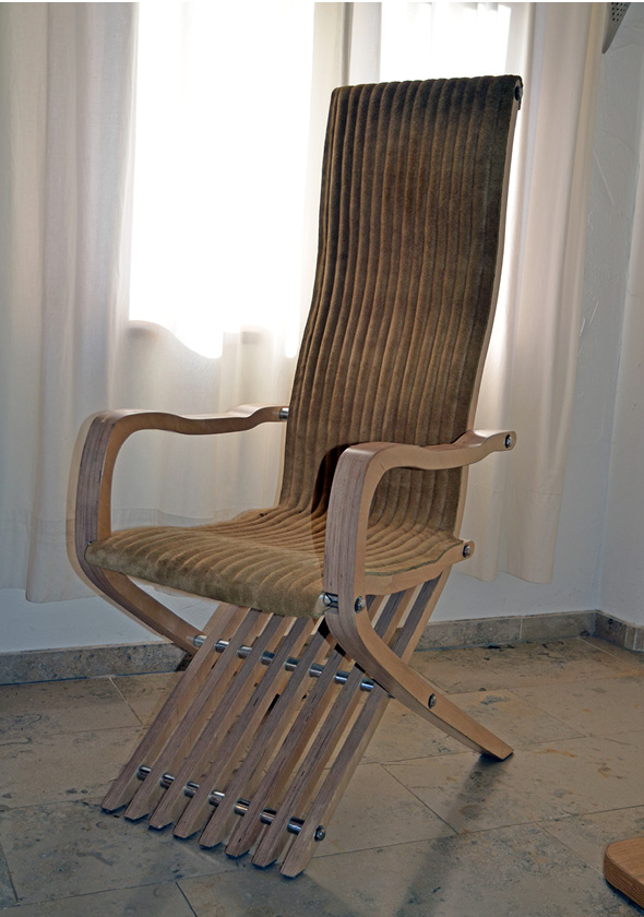 Möbelwerkstatt - eleganter Stuhl